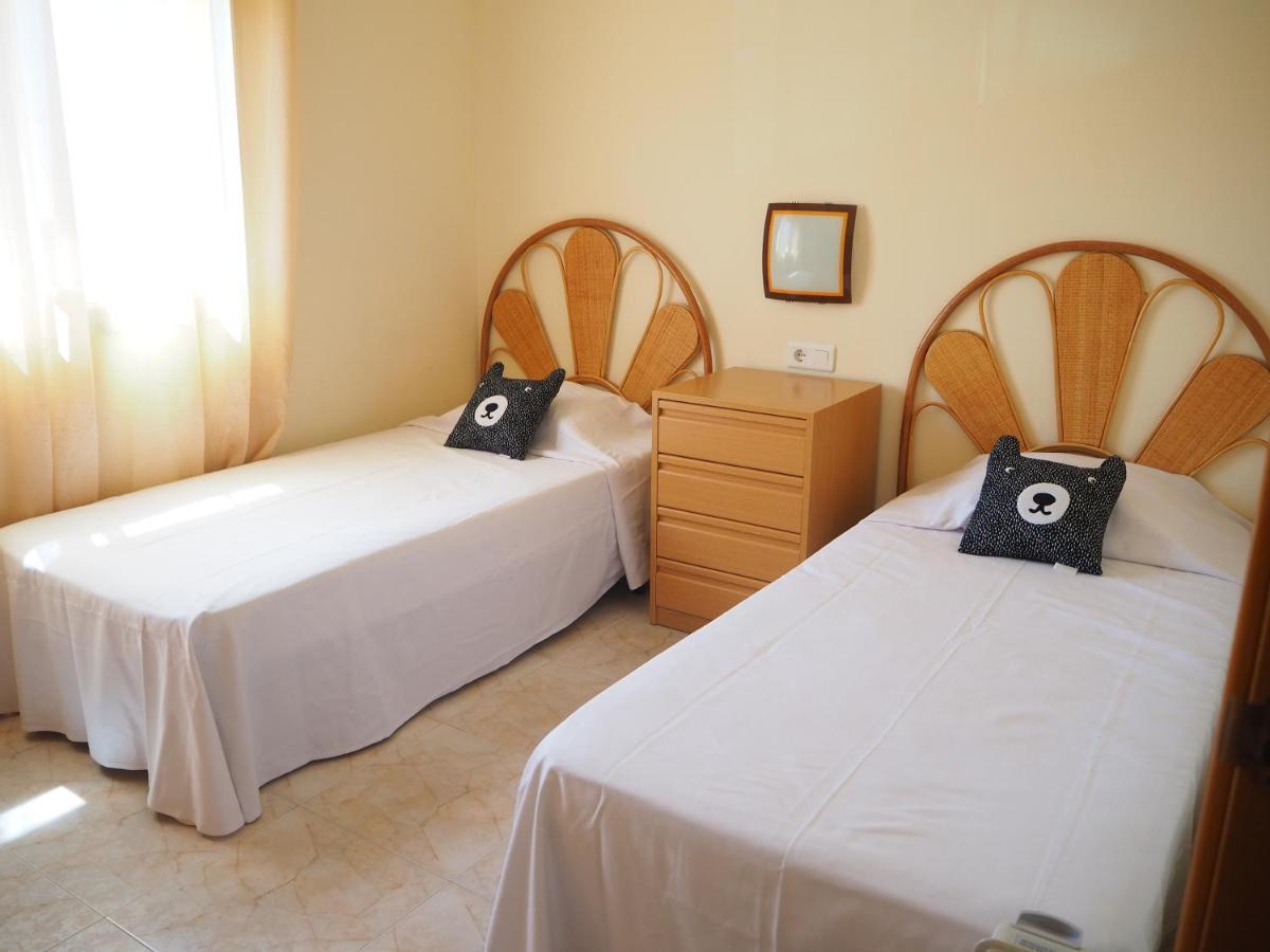 Villa Casa En L'Estartit, Piscina, Jardin Comunitario Esterno foto