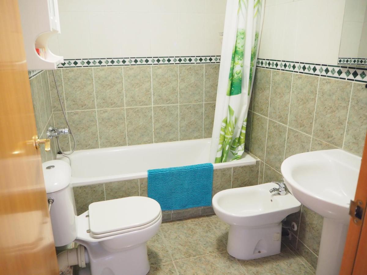 Villa Casa En L'Estartit, Piscina, Jardin Comunitario Esterno foto